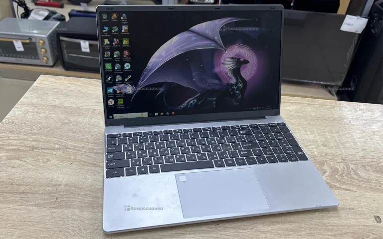 Ноутбук  DEAFAULYT STRING