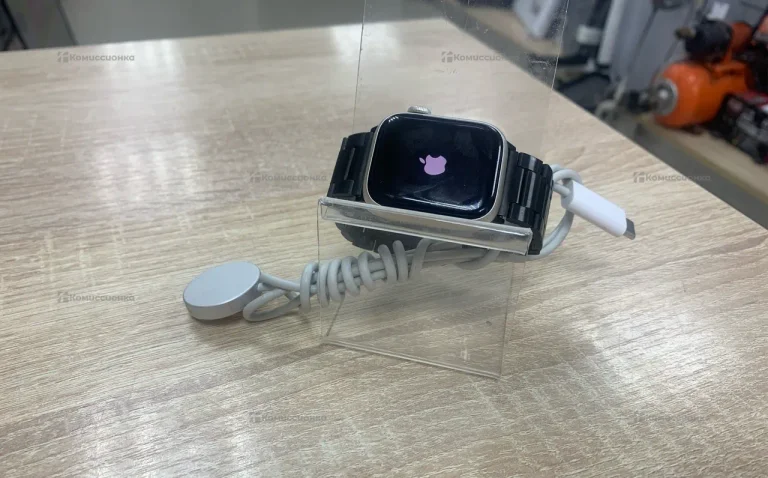 Часы Apple Watch Series 8 41mm