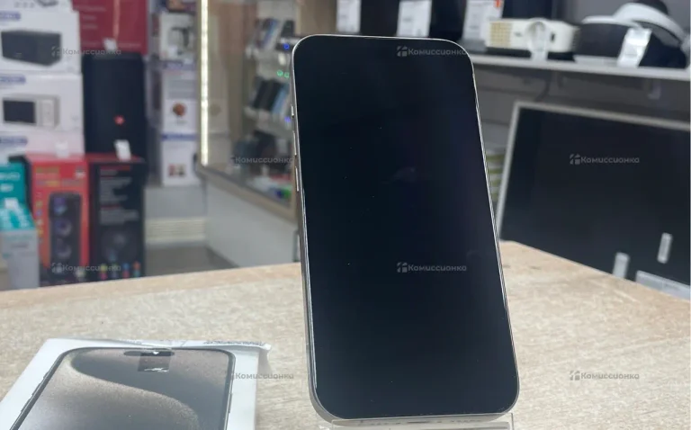 Apple iPhone 15 Pro 8/128 ГБ