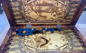 Купить Нарды резные из красного дерева б/у , в Самара Цена:11900рублей