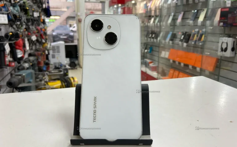 Tecno Spark Go 1 3/64 ГБ