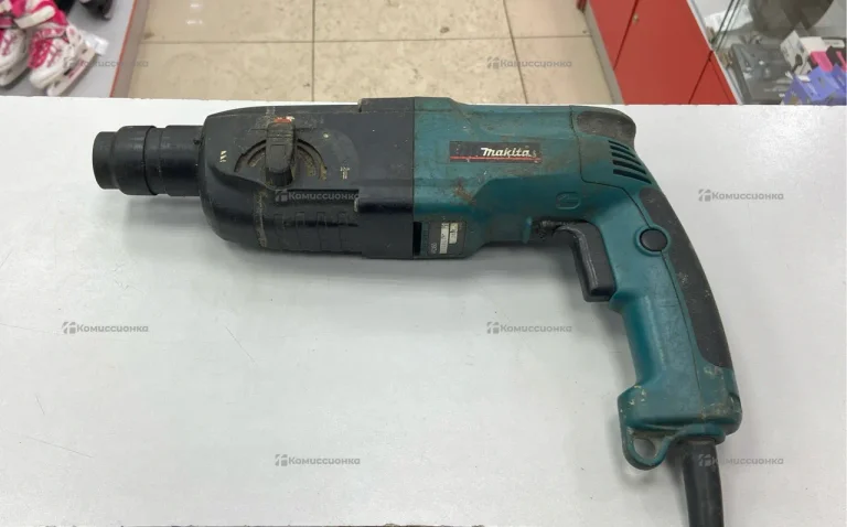 Перфоратор Makita HR2450