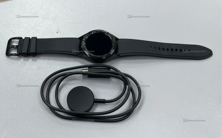 Часы Samsung Galaxy Watch 4 Classic