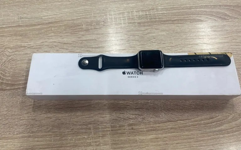 Часы Apple Watch 3 38mm