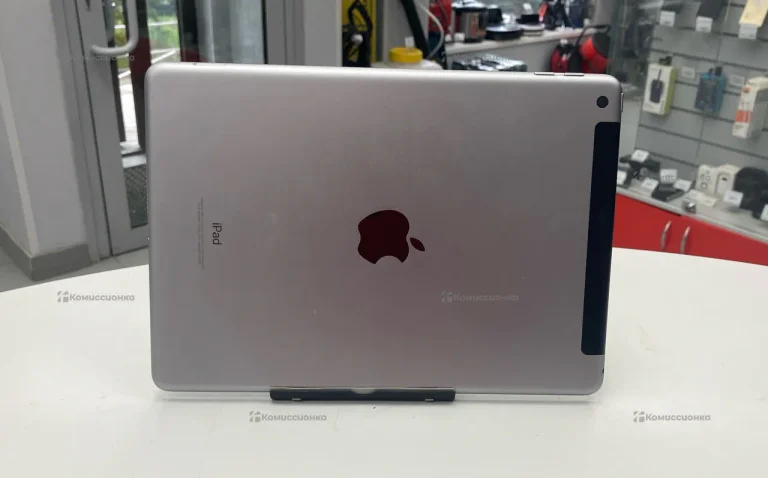 Планшет Apple Ipad 6 поколения 32 ГБ