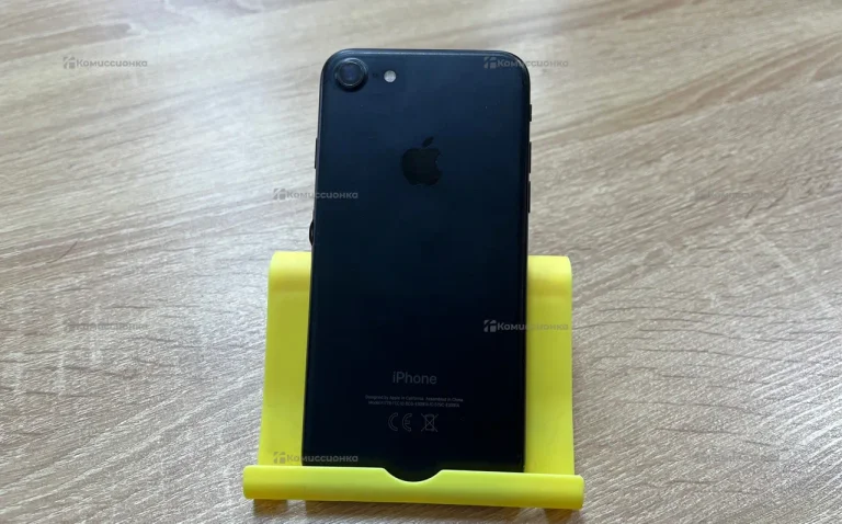 Apple iPhone 7 2/32 ГБ