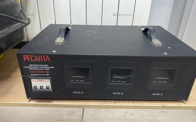 Стабилизатор напряжения Ресанта АСН-4500/3-эм