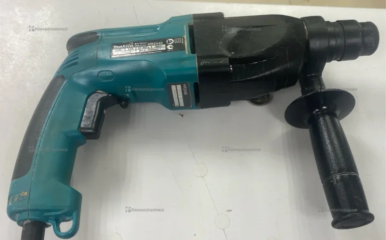 Перфоратор makita HR 2440