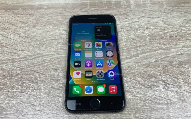 Apple iPhone 8 Plus 3/64 ГБ