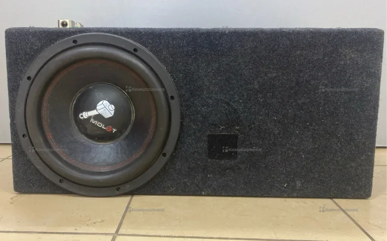 Сабвуфер  Molot 12