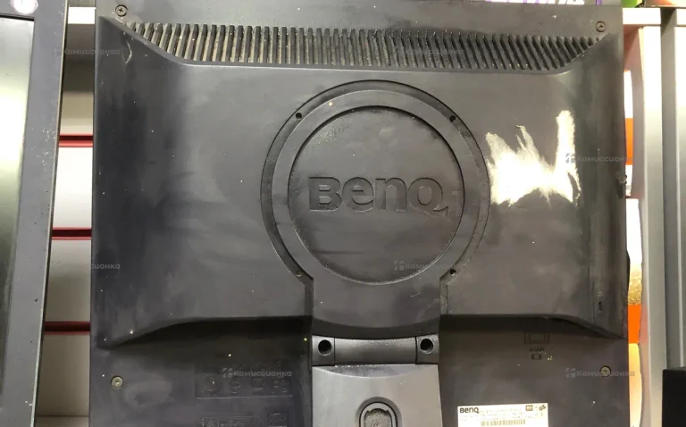 Монитор BenQ Q7t4