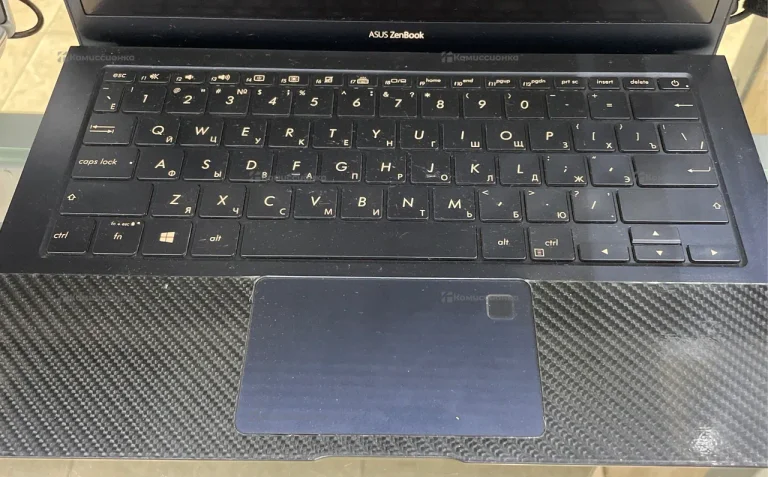 Ноутбук ASUS ZenBook Intel Core i7-8550 CPU 1.80GH