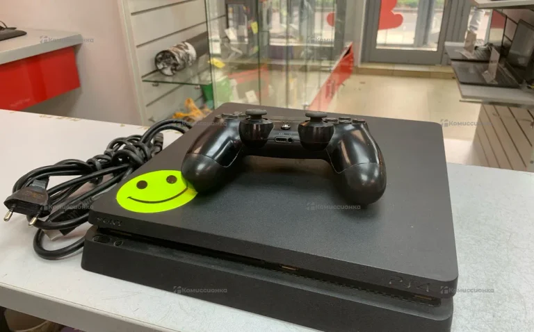 Приставка ps4 slim 1Tb