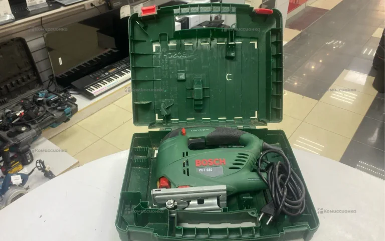 Электролобзик Bosch PST 650