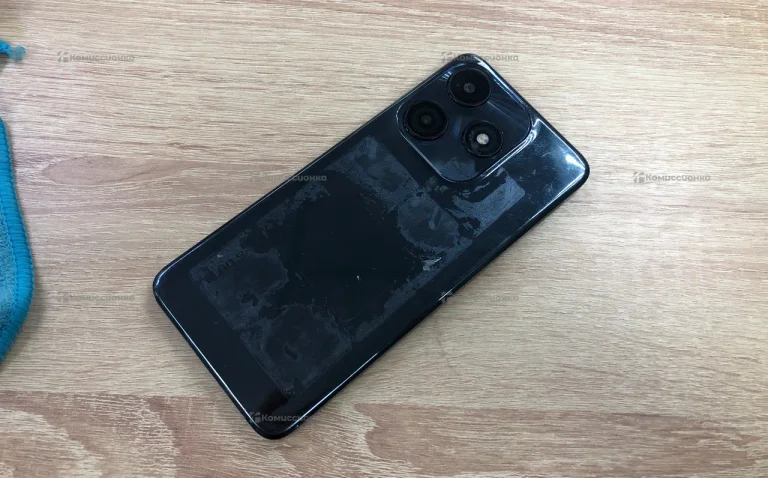 Tecno Spark 10C 4/64 ГБ