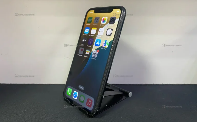 Apple iPhone XR 3/64 ГБ