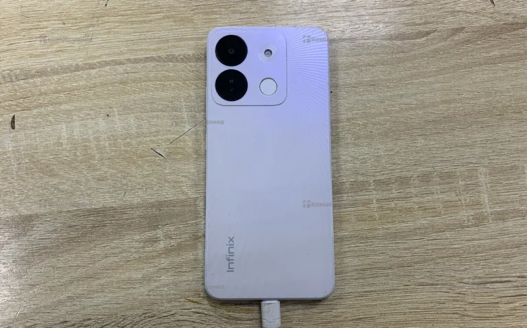 Infinix Smart 7 HD 2/64 ГБ