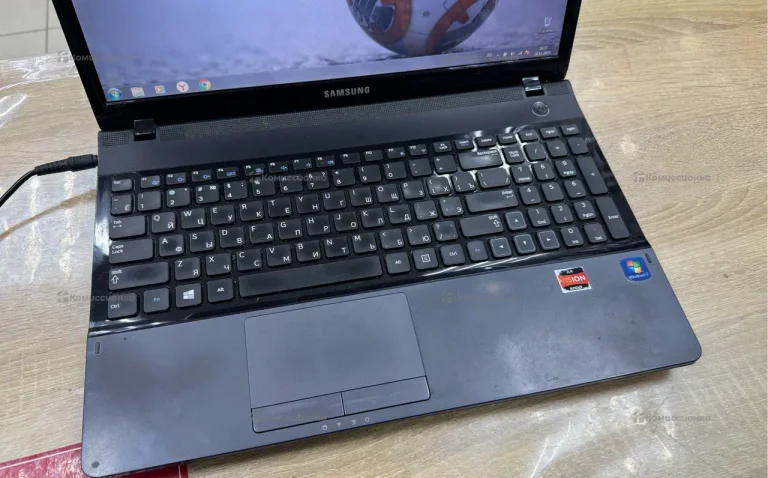 Ноутбук  Samsung