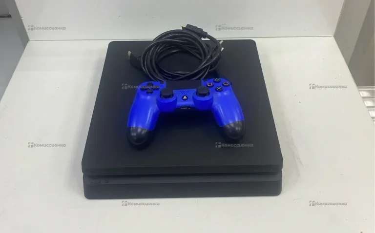 Приставка ps4 slim 500.