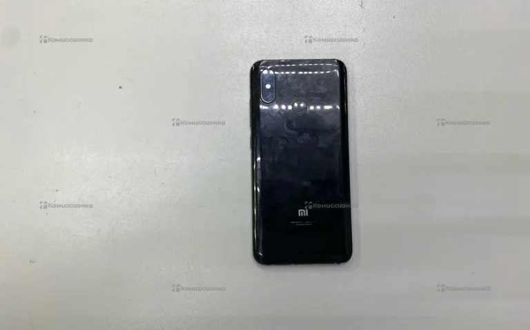 Xiaomi Mi 8 6/64 ГБ