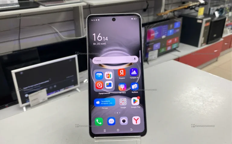 Tecno Spark 30 8/256 ГБ