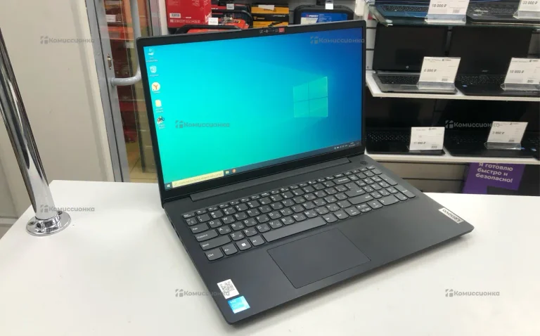 Ноутбук  Lenovo 82TT