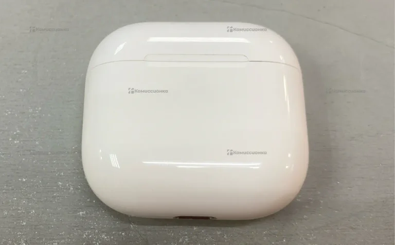 Наушники  AirPods 4