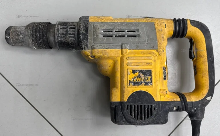 Перфоратор Dewalt D25601-QS