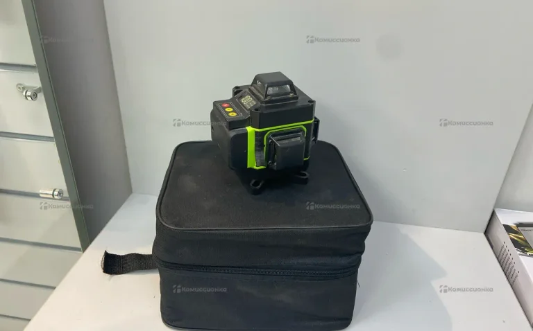 Лазерный уровень Hilda 4D Green