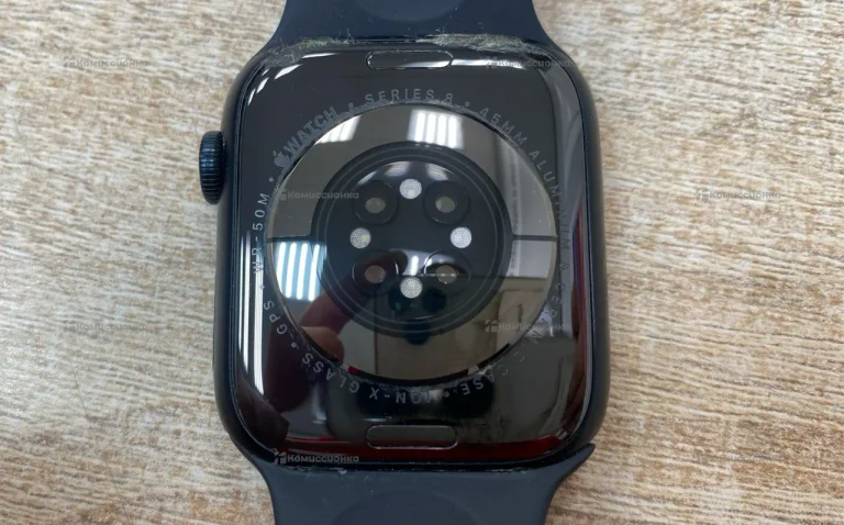 Часы  Apple Watch 8 45mm