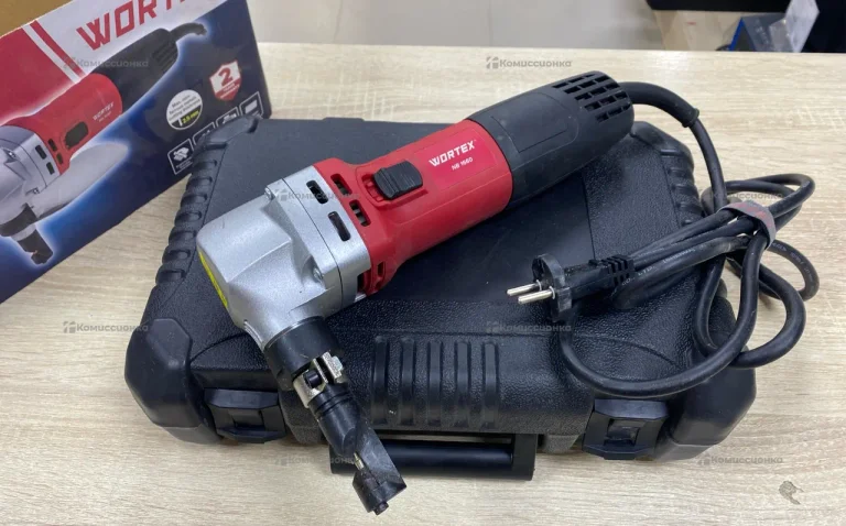 Ножницы высечные WORTEX NB 1660