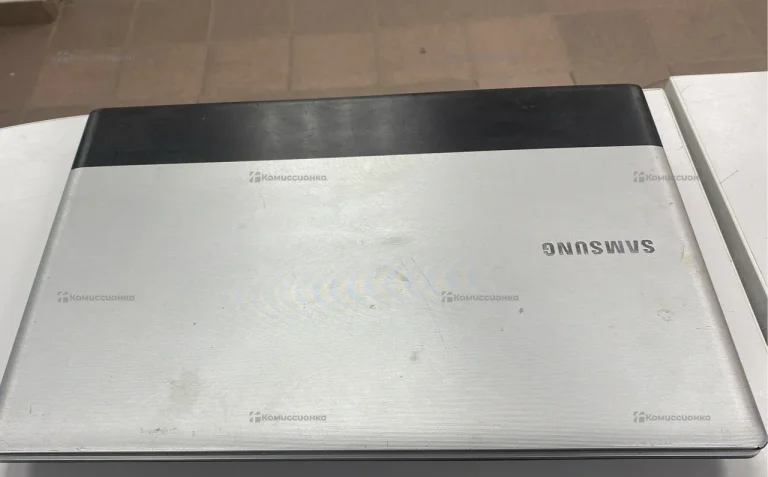 Ноутбук Samsung RV515