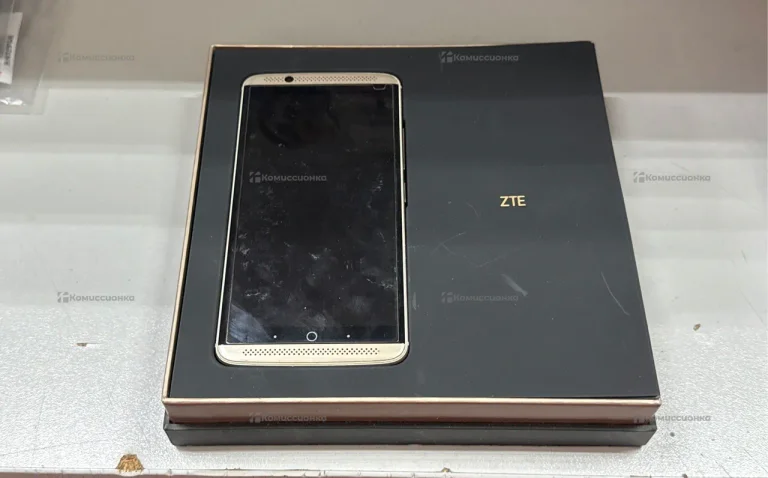 ZTE Axon 7 4/64 ГБ