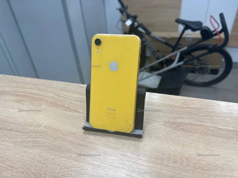 Apple iPhone XR 3/64 ГБ
