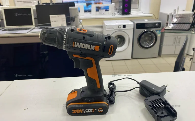 Дрель-шуруповерт Worx WX100