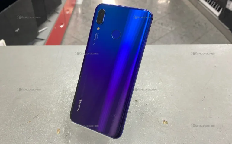 Huawei nova 3 4/128 ГБ
