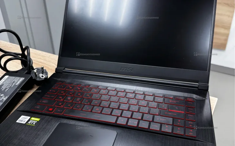Ноутбук  msi ms-16rs