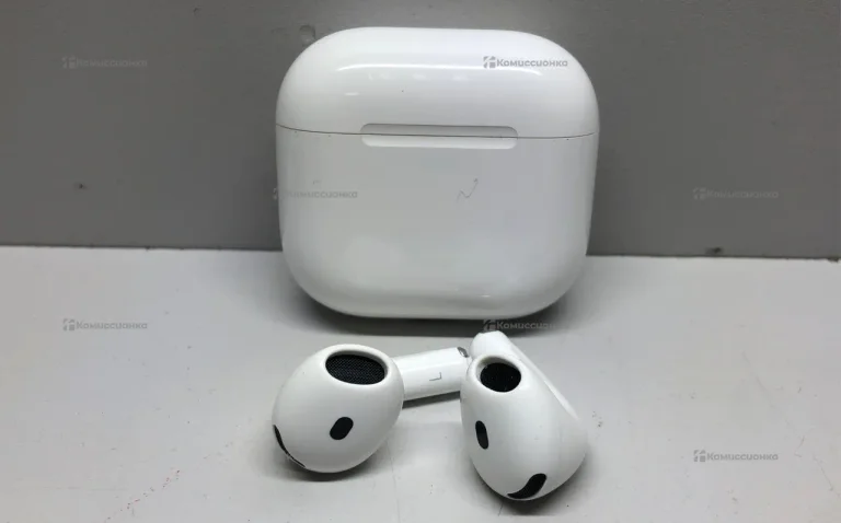 Наушники  AirPods 4
