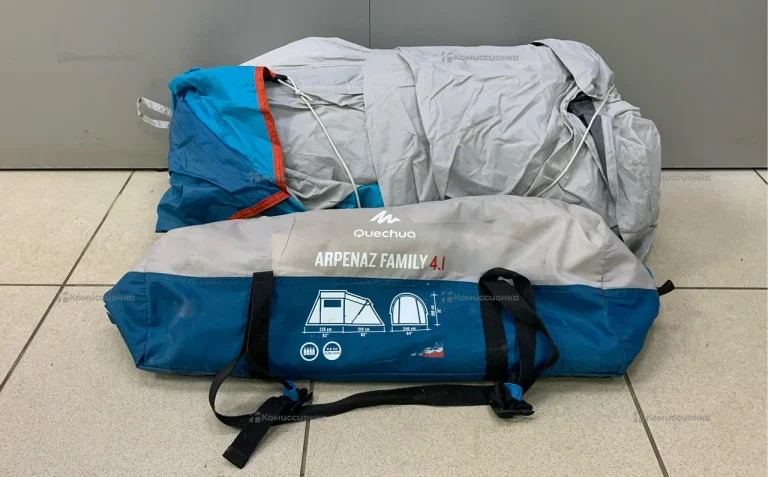 Палатка 4-х местная Quechua arpenaz family 4.1