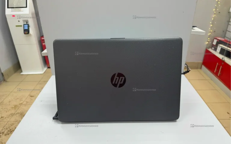 Ноутбук  HP 255 G8