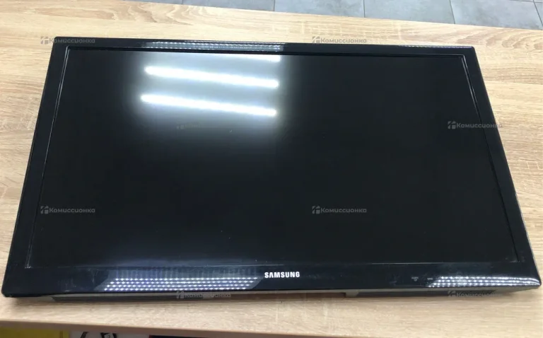 Телевизор Samsung UE26EH4030W
