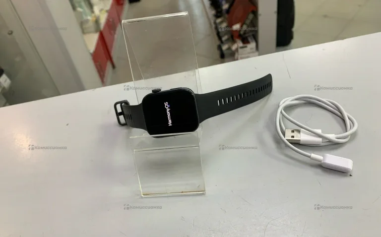 Часы Huawei Watch Fit-3