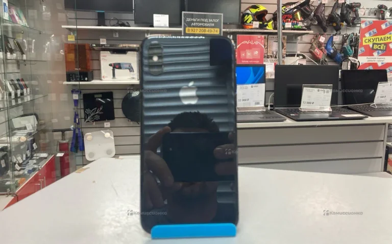 Apple iPhone X 3/256 ГБ