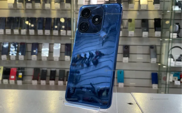 Tecno Spark 10C 4/64 ГБ