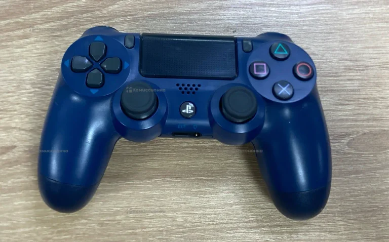 Приставка PS4. ps4 джойстик