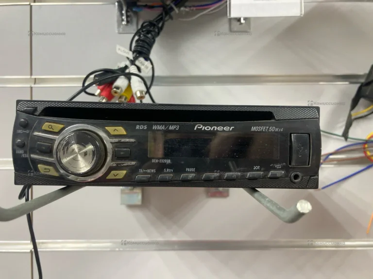 Автомагнитола  pioneer deh-3220ub