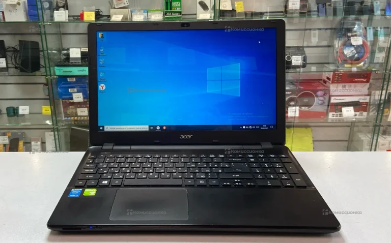 Ноутбук Acer i3-4030U NVIDIA GeForce 820M