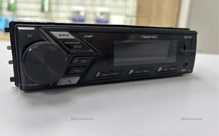 Автомагнитола  Nakamichi nq711b