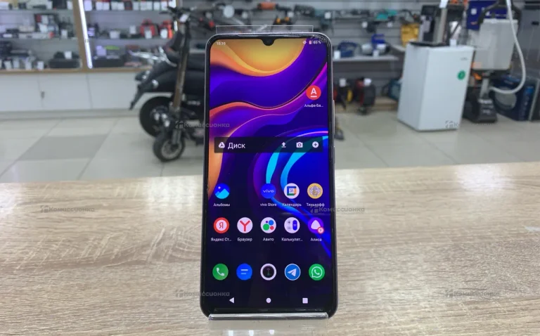 Vivo V20 2021 8/128 ГБ