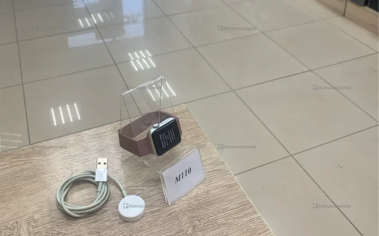 Часы  Apple Watch Series 3, 38 мм, GPS, алюминий (